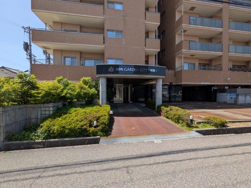 現地写真(玄関)