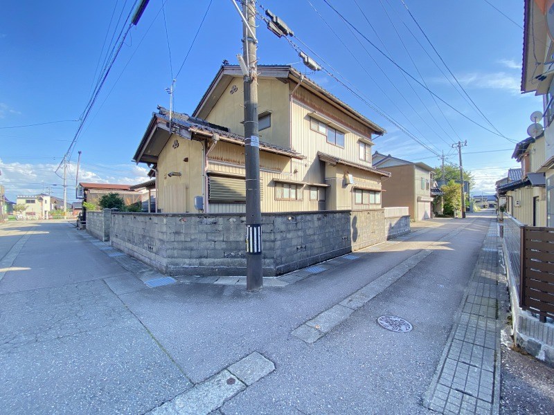 現地写真(前面道路含む現地写真)