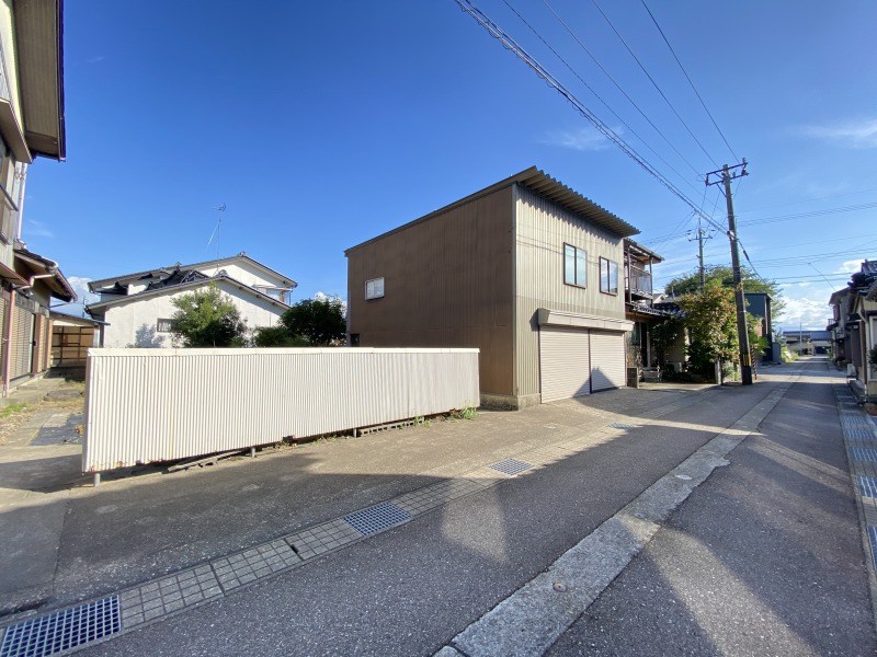 現地写真(前面道路含む現地写真)