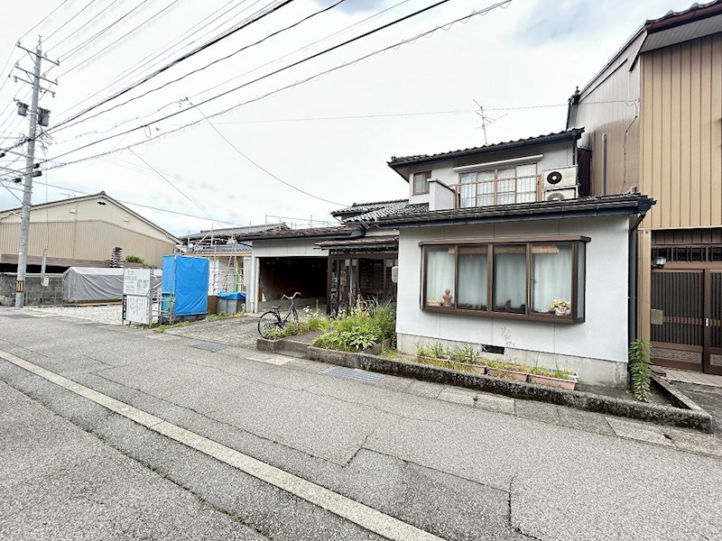 現地写真(前面道路含む現地写真)