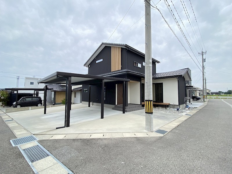 現地写真(前面道路含む現地写真)