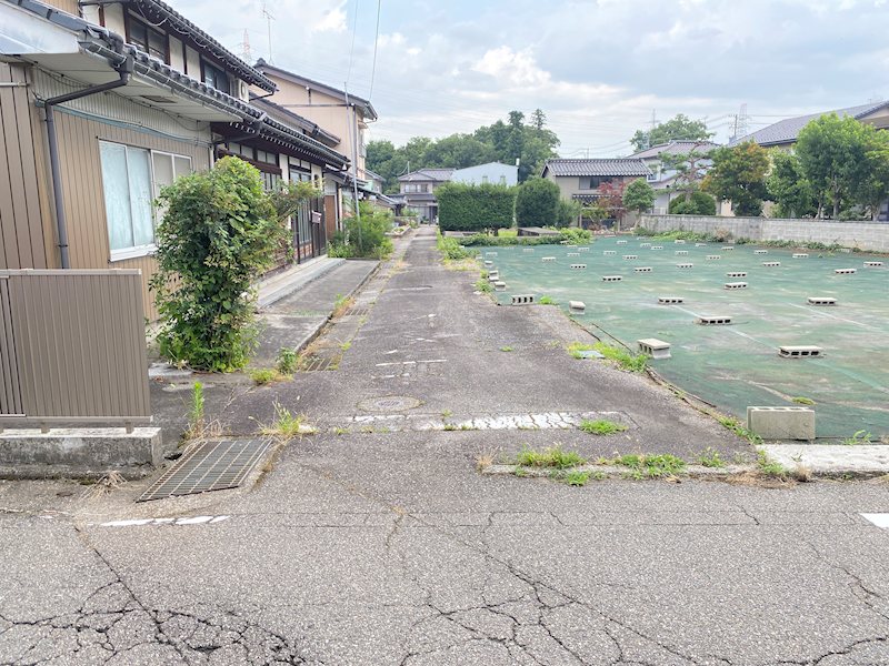 現地写真(前面道路含む現地写真)