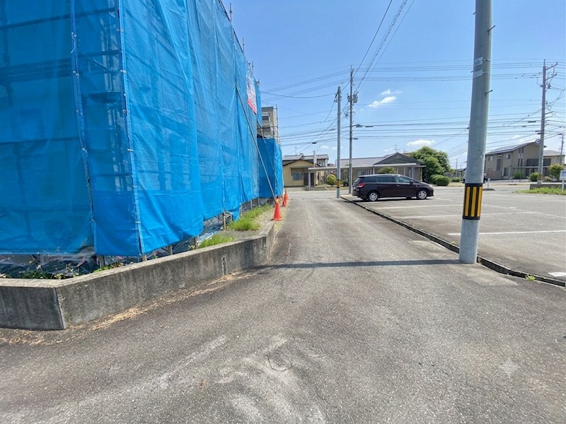現地写真(前面道路含む現地写真)