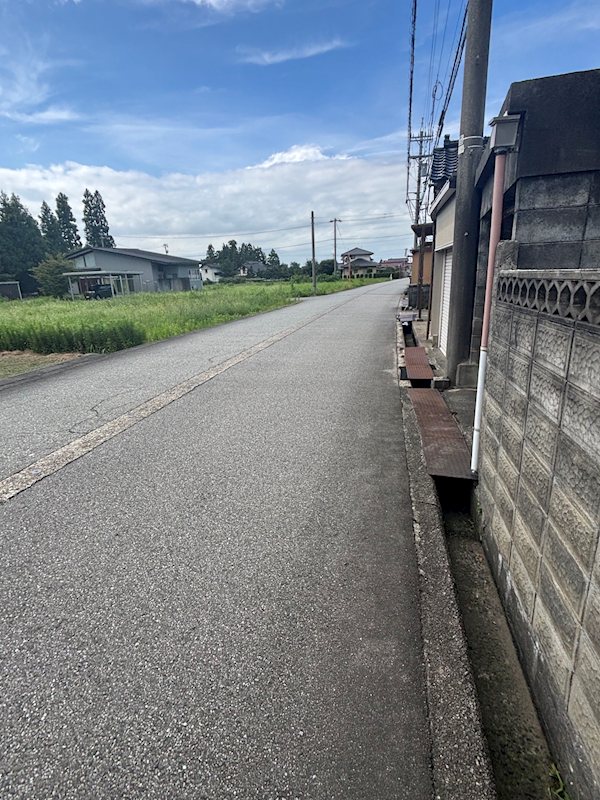 現地写真(前面道路含む現地写真)