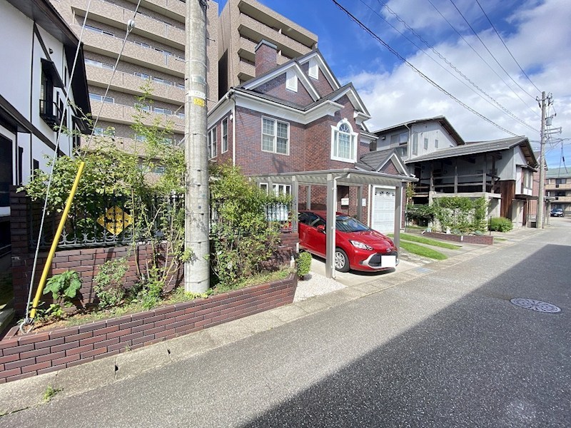 現地写真(前面道路含む現地写真)