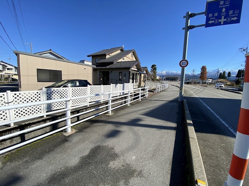 現地写真(前面道路含む現地写真)